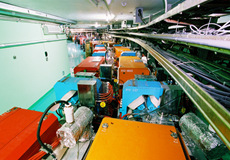 以北京正负电子对撞机为代表的大型加速器类装置