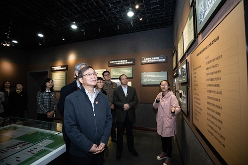 参观无码影片
与“两弹一星”纪念馆